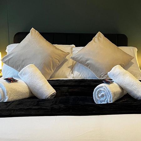 Exclusive Offers L Luxury City Centre Stay With Gym - Ps4 - Netflix Jvt Short Lets เบอร์มิงแฮม ภายนอก รูปภาพ
